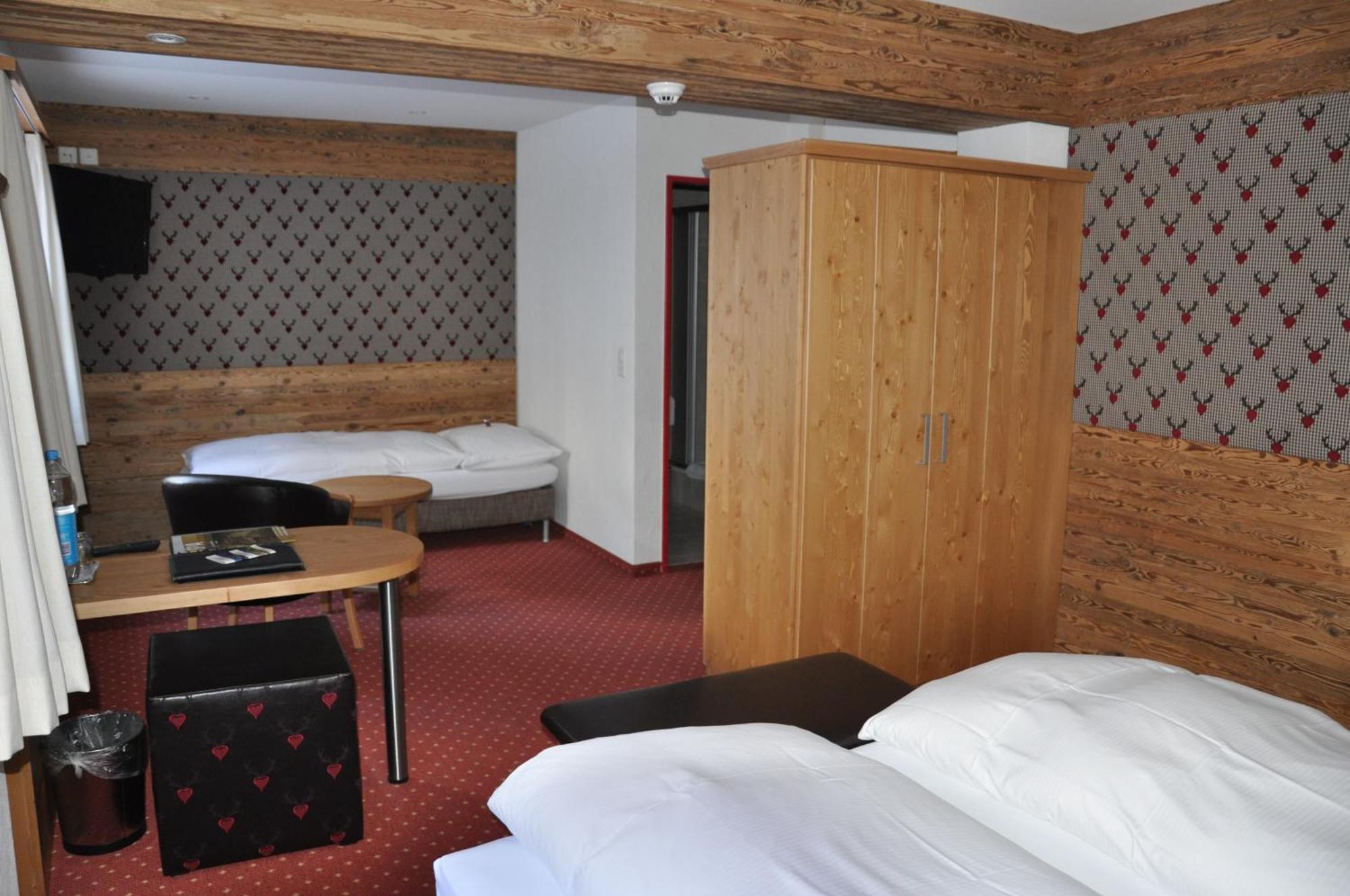 Edelweiss Superior Hotel